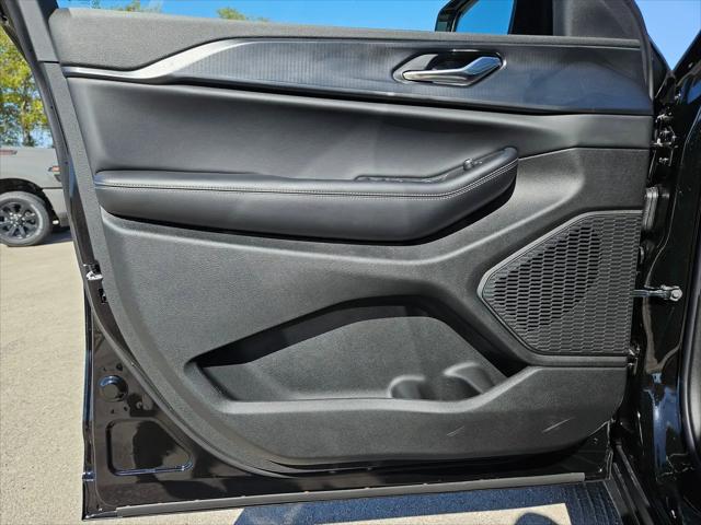 2025 Jeep Grand Cherokee L Altitude X 4x4