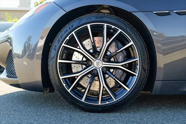 2026 Maserati GranCabrio Standard