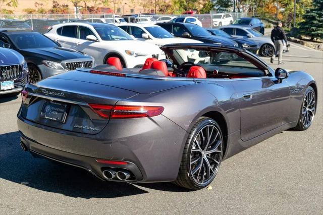 2026 Maserati GranCabrio Standard
