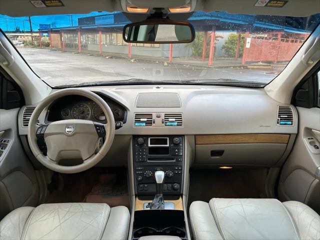 2004 Volvo XC90 T6