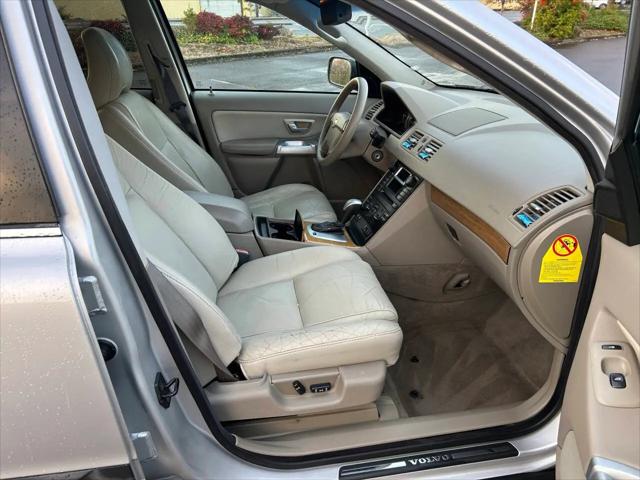2004 Volvo XC90 T6