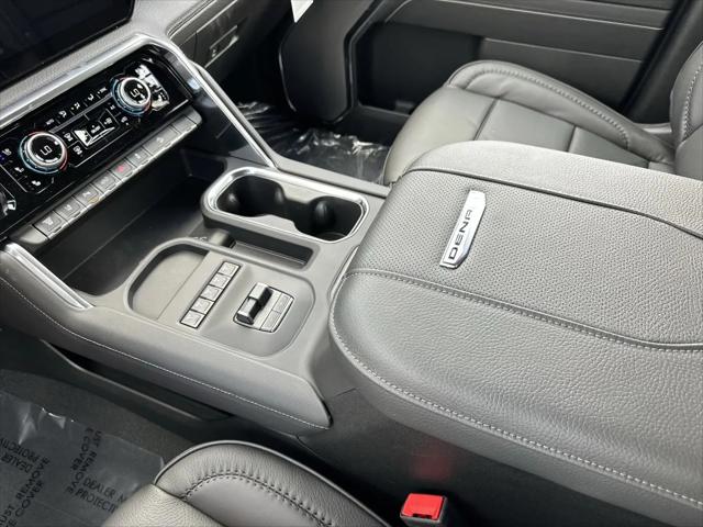 2026 GMC Sierra 2500HD Crew Cab, Standard Bed, Denali, 4WD