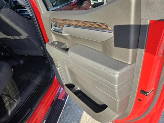 2026 GMC Sierra 1500 Double Cab, Standard Bed, SLE, 4WD