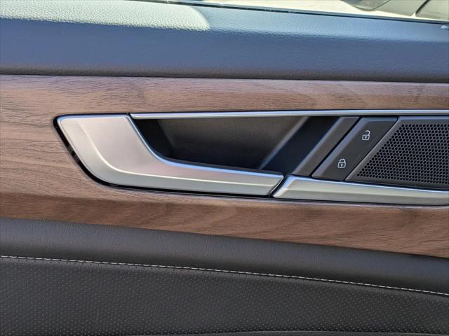 2026 Volkswagen Atlas SE