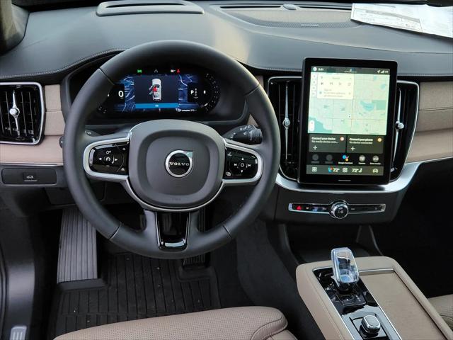 2026 Volvo XC90 Ultra Dark Theme, B6 AWD Gas (mild hybrid), Gasoline, 7 Seats