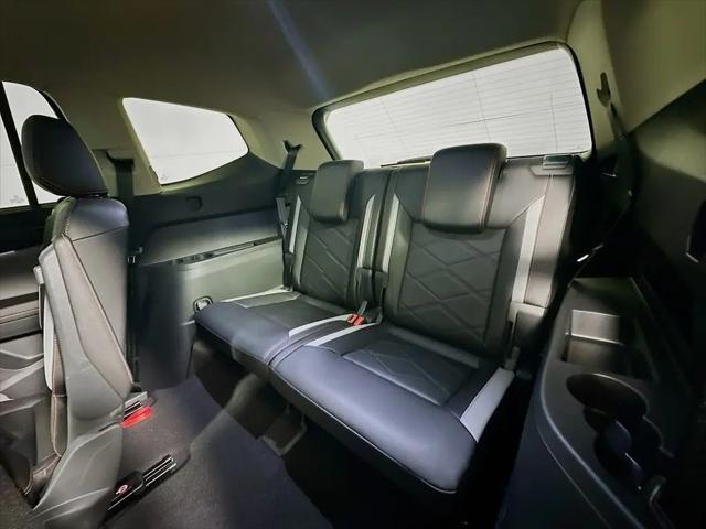 2026 Volkswagen Atlas Peak Edition