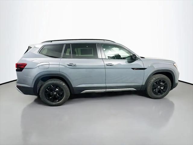 2026 Volkswagen Atlas Peak Edition