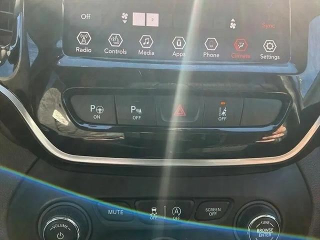 2019 Jeep Cherokee Limited FWD