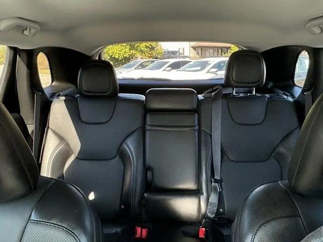 2019 Jeep Cherokee Limited FWD