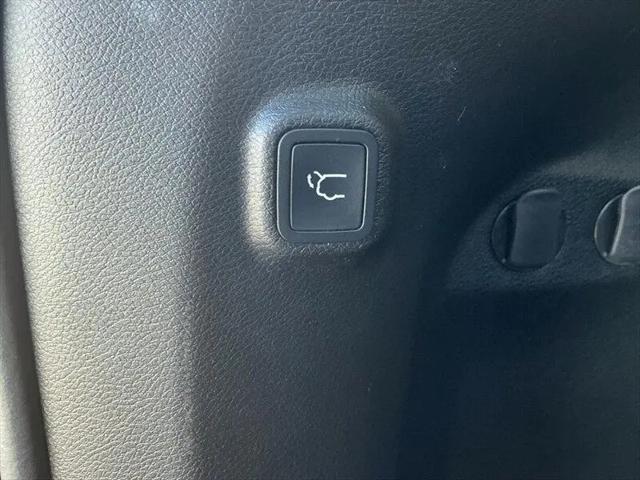 2019 Jeep Cherokee Limited FWD