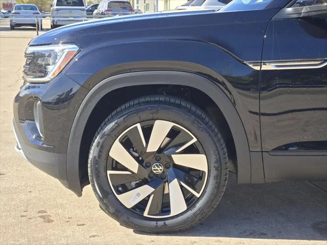2026 Volkswagen Atlas Cross Sport SE with Technology
