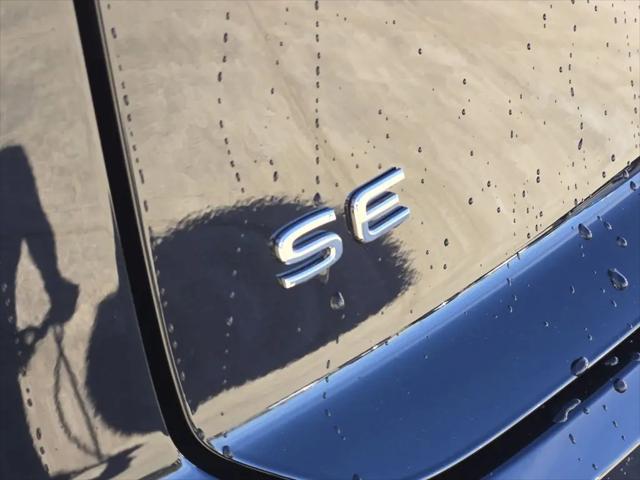 2026 Volkswagen Atlas Cross Sport SE with Technology