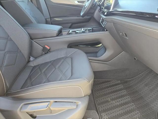 2026 Volkswagen Atlas Cross Sport SE with Technology