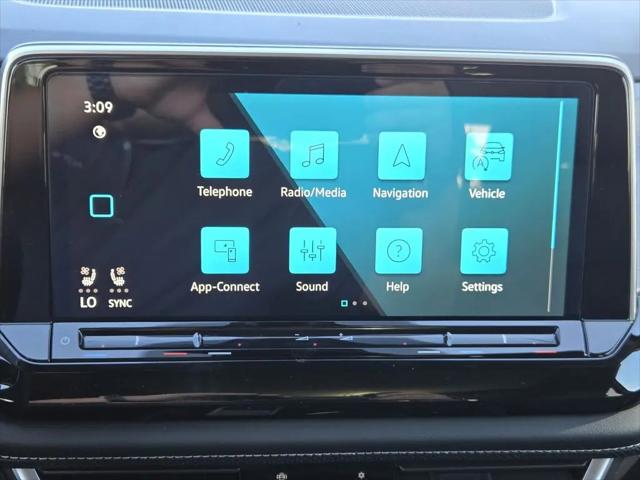 2026 Volkswagen Atlas Cross Sport SE with Technology