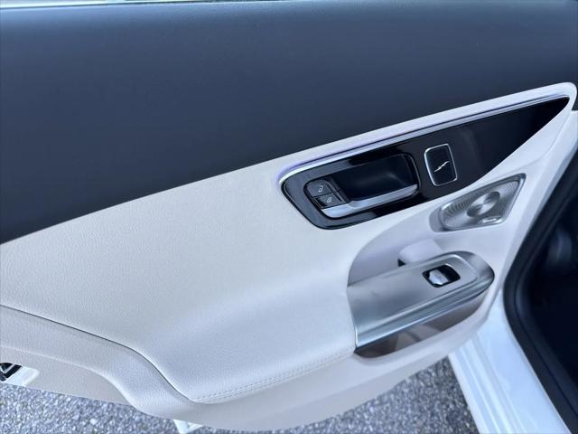 2026 Mercedes-Benz C-CLASS C 300 C 300