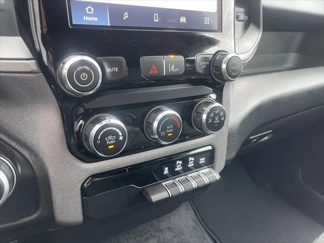 2026 Ram 1500 Tradesman Crew Cab 4x4 5'7" Box