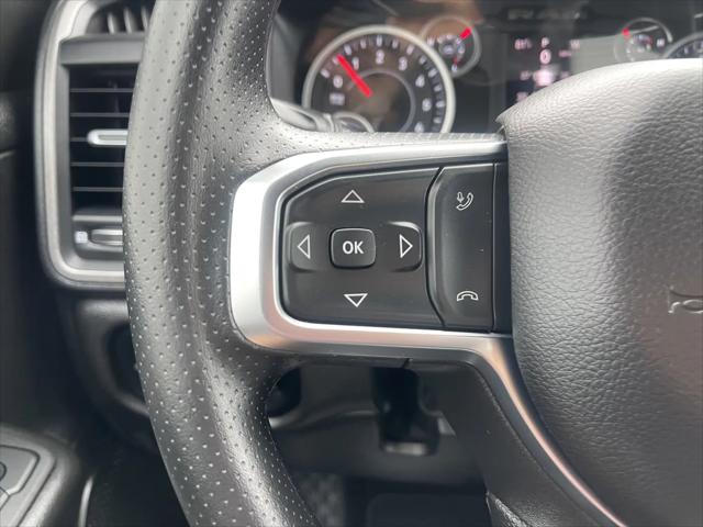 2026 Ram 1500 Tradesman Crew Cab 4x4 5'7" Box