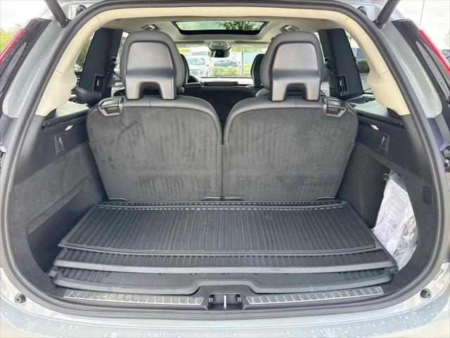 2026 Volvo XC90 Ultra, B6 AWD Gas (mild hybrid), Gasoline, Bright, 7 Seats