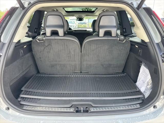 2026 Volvo XC90 Ultra, B6 AWD Gas mild hybrid, Gasoline, Bright, 7 Seats