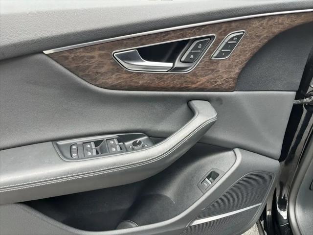 2022 Audi Q8 Premium Plus 55 TFSI quattro Tiptronic