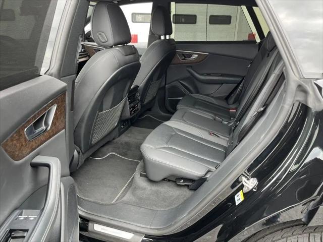 2022 Audi Q8 Premium Plus 55 TFSI quattro Tiptronic