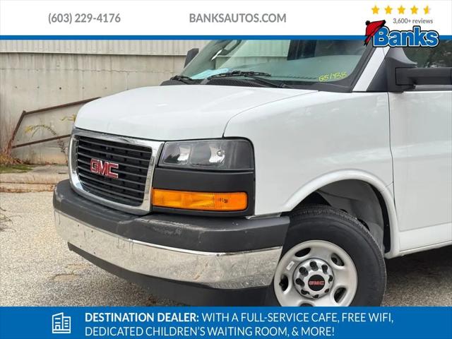 2025 GMC Savana Cutaway Work Van