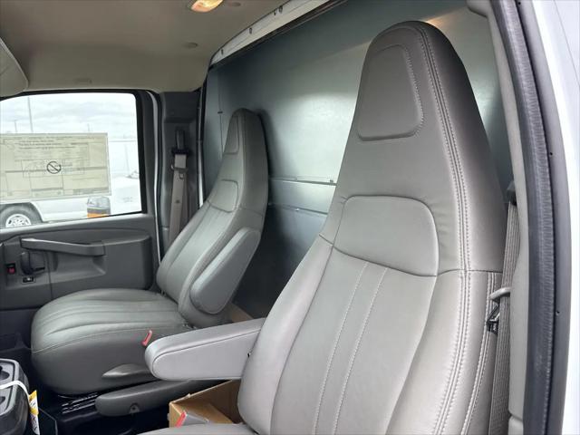 2025 Chevrolet Express Cutaway Work Van
