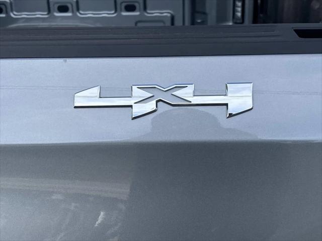 2026 GMC Sierra 1500 Crew Cab, Short Bed, SLT, 4WD