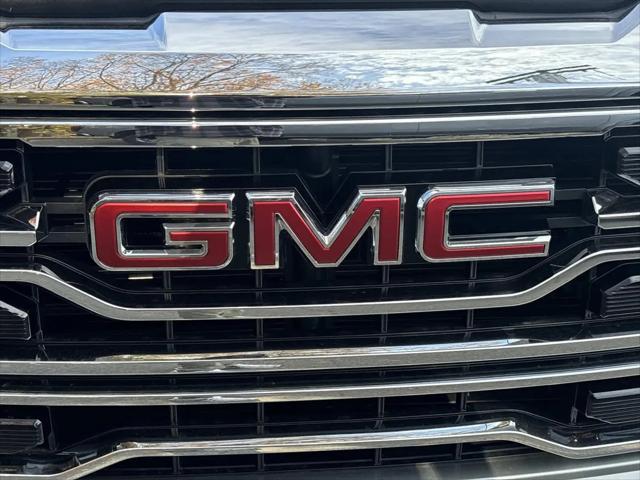 2026 GMC Sierra 1500 Crew Cab, Short Bed, SLT, 4WD
