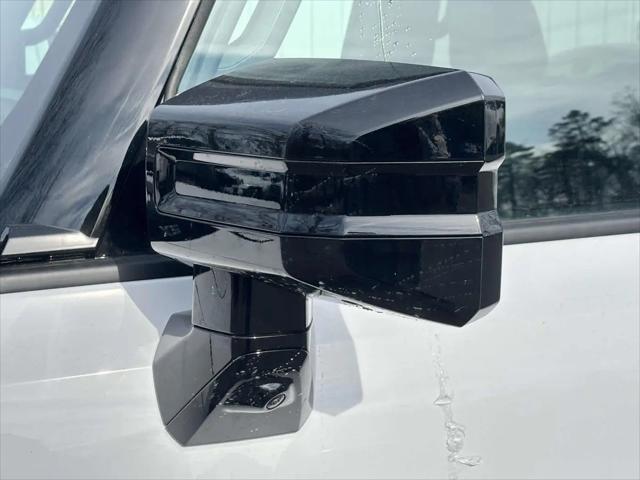 2026 GMC HUMMER EV 2X 4WD