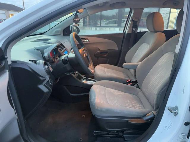 2014 Chevrolet Sonic LS Auto