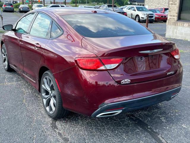 2015 Chrysler 200 S