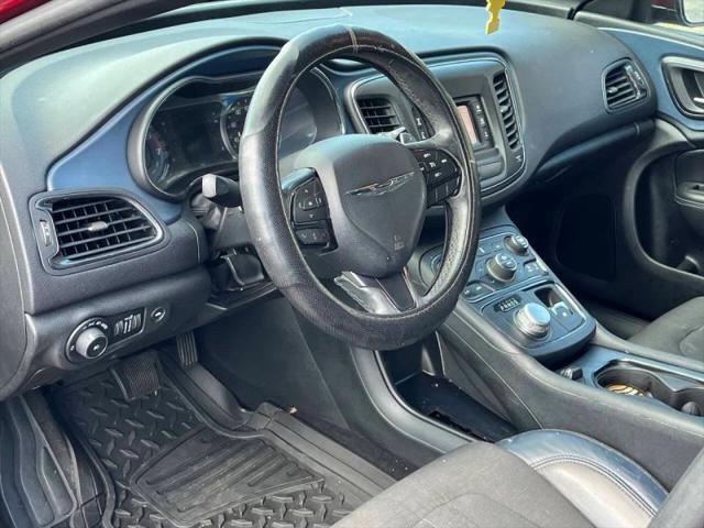 2015 Chrysler 200 S