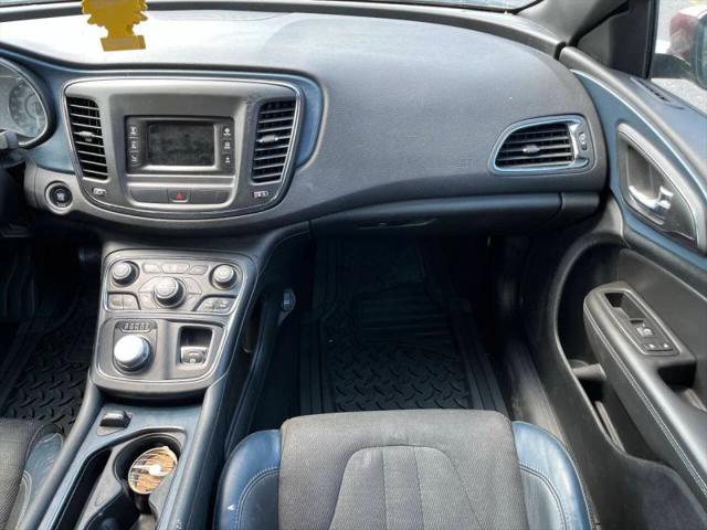 2015 Chrysler 200 S