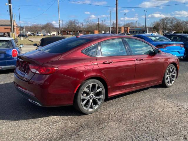 2015 Chrysler 200 S