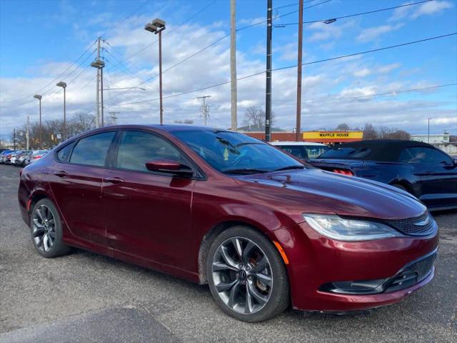 2015 Chrysler 200 S