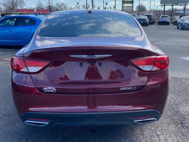 2015 Chrysler 200 S