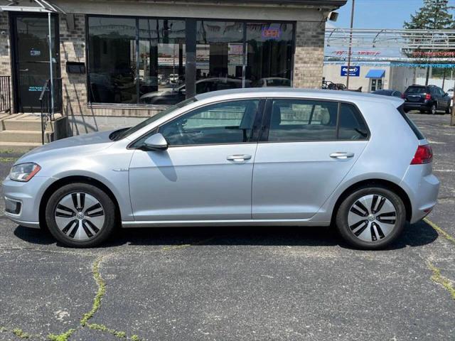 2016 Volkswagen e-Golf SE