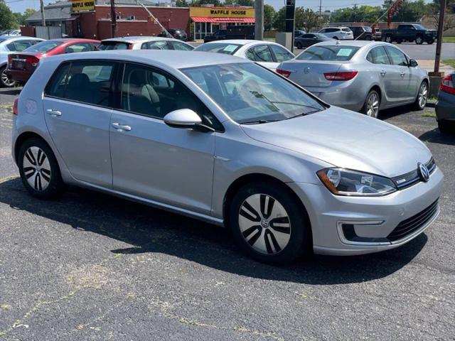 2016 Volkswagen e-Golf SE