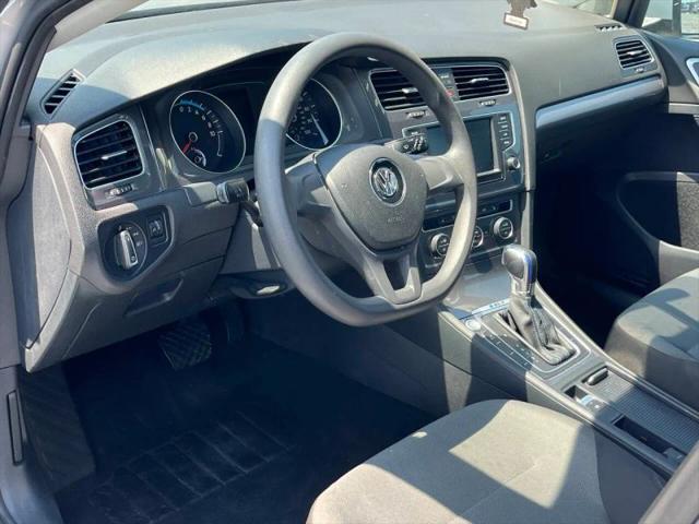 2016 Volkswagen e-Golf SE