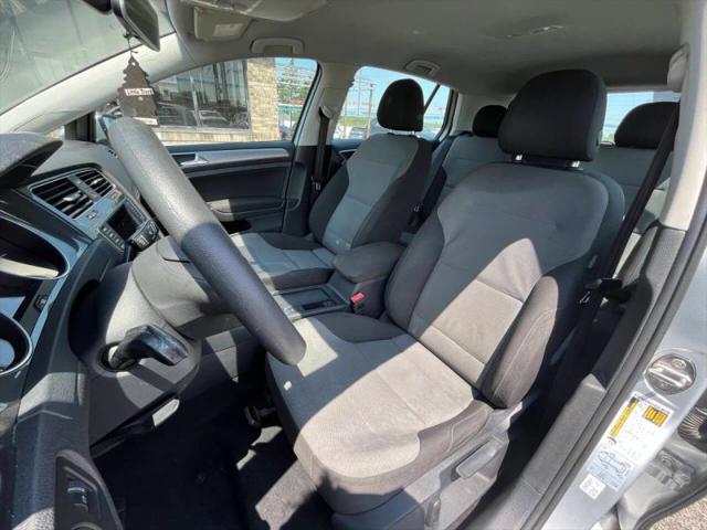 2016 Volkswagen e-Golf SE