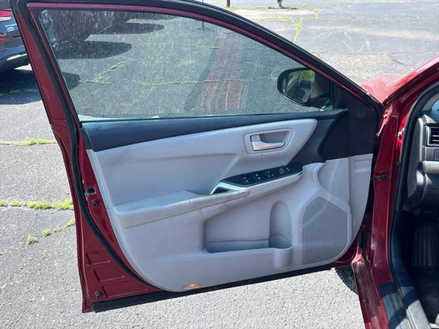 2015 Toyota Camry SE