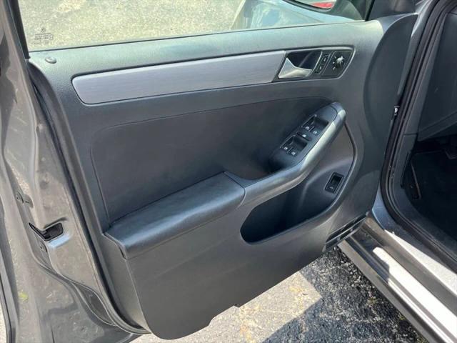 2016 Volkswagen Jetta 1.8T Sport
