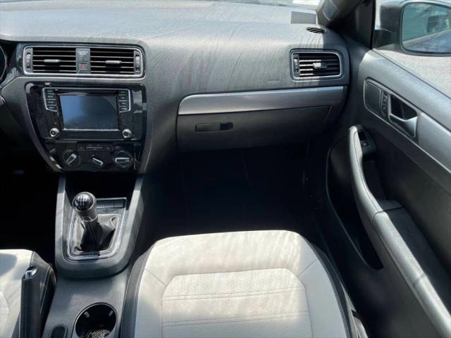2016 Volkswagen Jetta 1.8T Sport