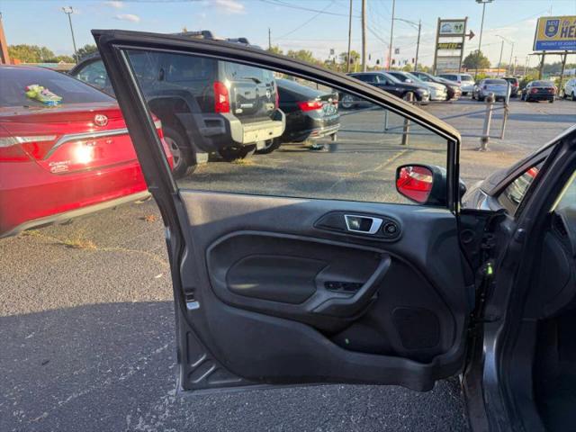 2014 Ford Fiesta SE