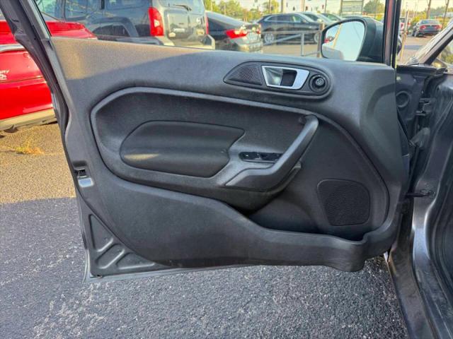 2014 Ford Fiesta SE