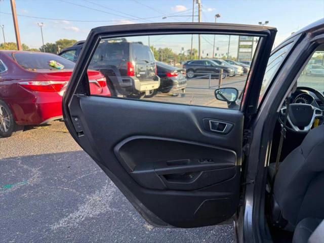 2014 Ford Fiesta SE