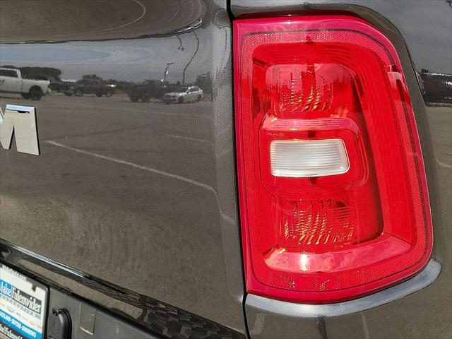 2025 Ram 1500 Lone Star Crew Cab 4x2 57 Box