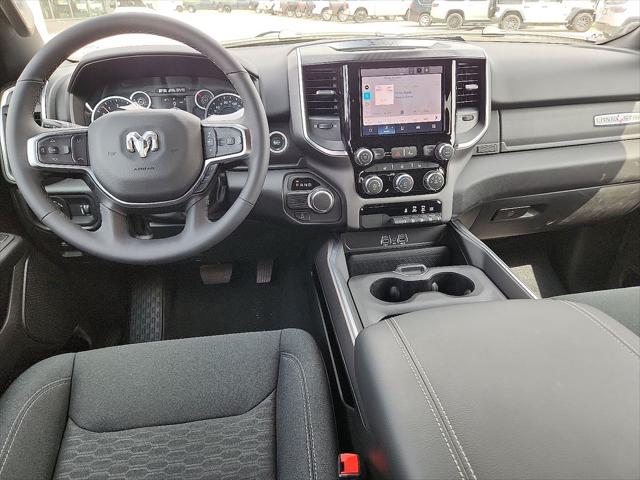 2025 Ram 1500 Lone Star Crew Cab 4x2 57 Box