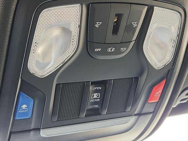 2025 Ram 1500 Lone Star Crew Cab 4x2 57 Box